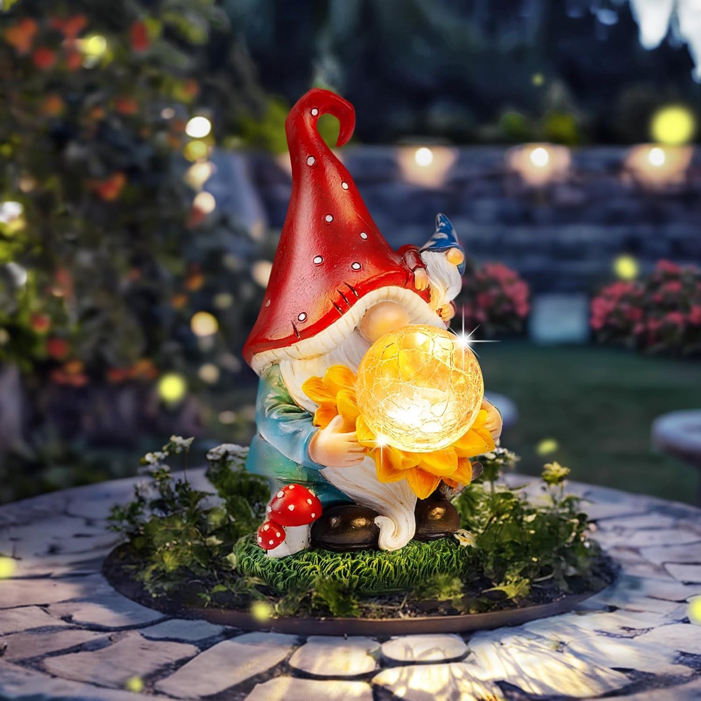 Solar Gnomes Garden Decor Outdoor Statues, Gnomes Gardening Gifts for Women Mom, Gnomes Decorations for Yard with Sunflower Decor Solar Lights for Outside, Patio, Lawn, Porch Decor