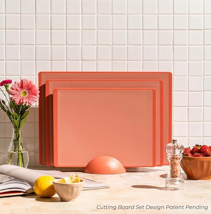 SMIRLY Plastic Cutting Board Set with Holder 3 Pieces, Non-Slip Dishwasher Safe Chopping Boards for Kitchen, Pink