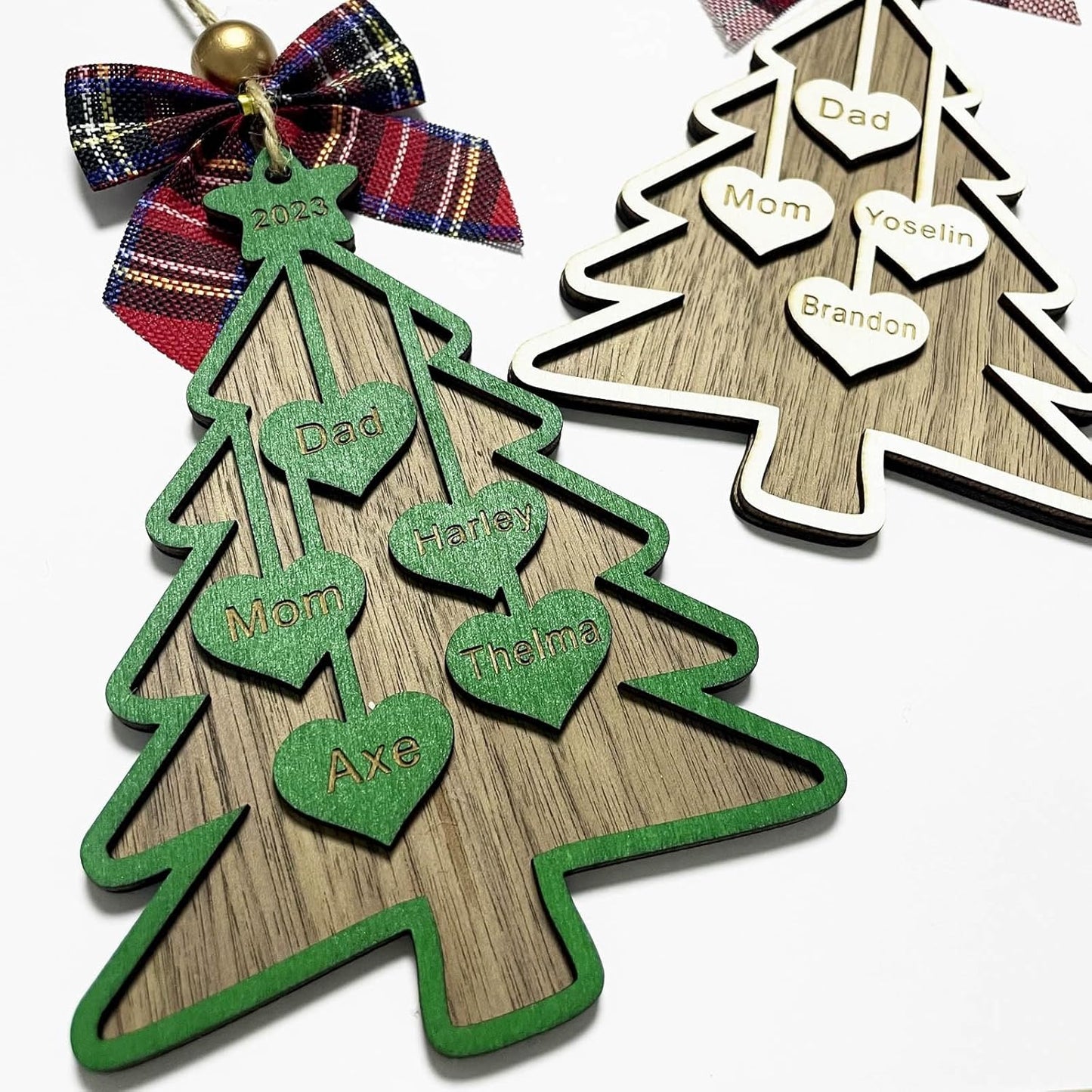 2025 Personalized Christmas Ornaments Family of 2/3/4/5/6/7/8,Custom Christmas Tree Ornaments Deorations with Names,Customized Xmas Ornament Tree Deorations,Personalized Wooden Ornament Gifts
