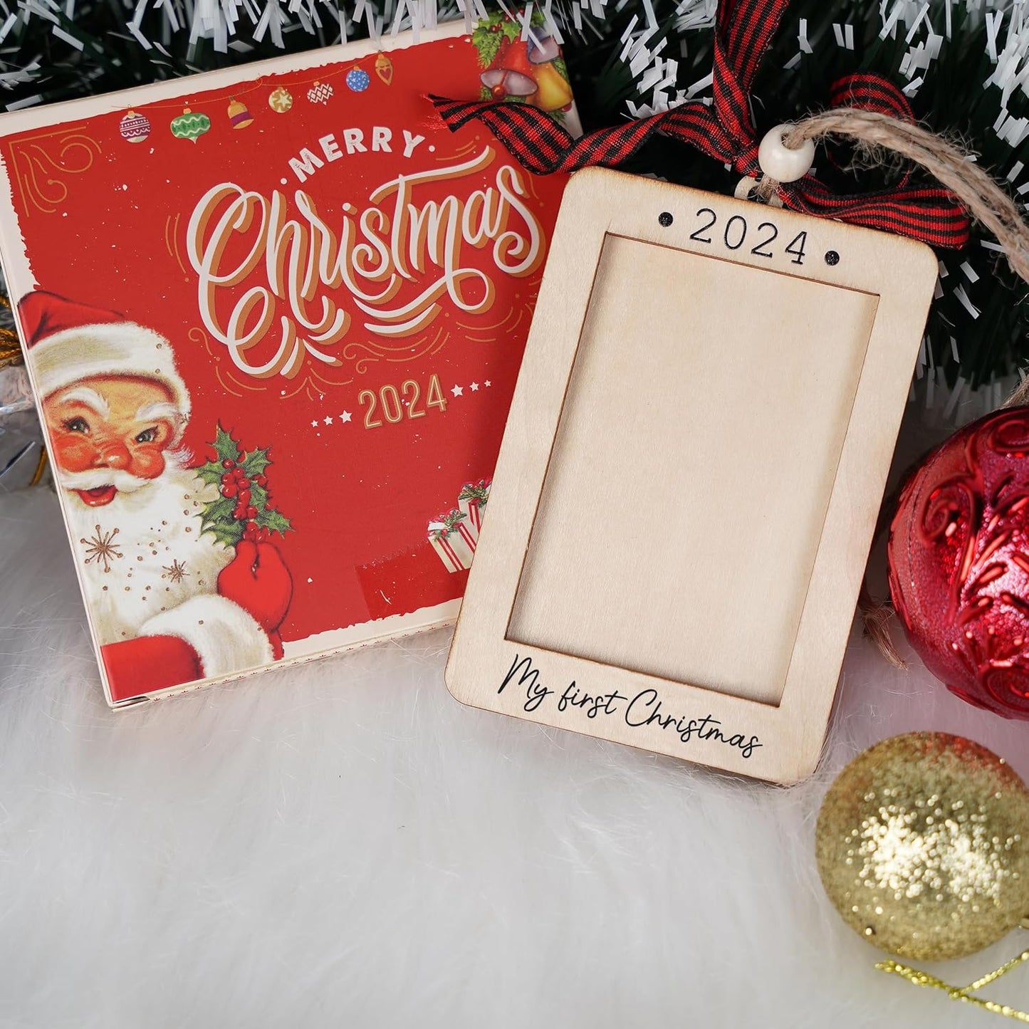 Christmas Photo Frame Ornament, 2025 Ornament, Wooden Picture Frame Ornaments With Hanging String (Dog)