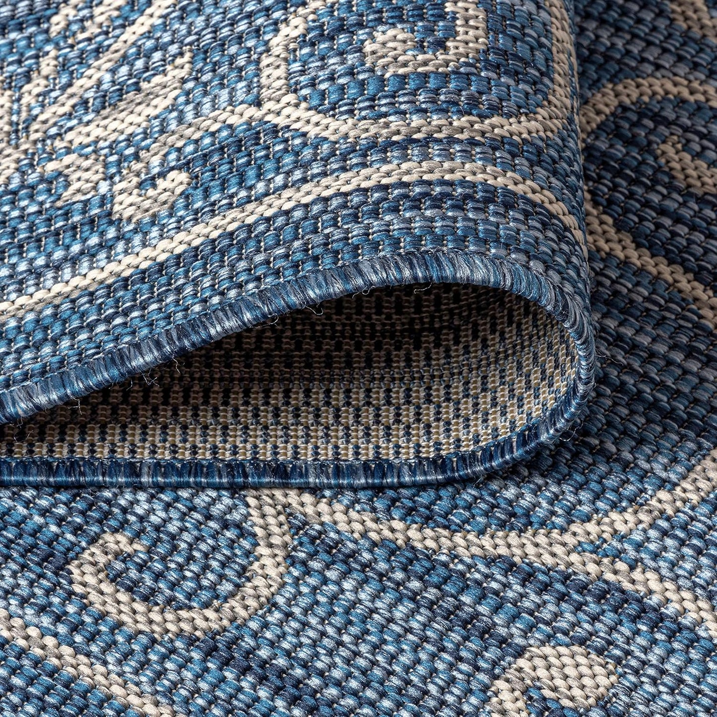 JONATHAN Y Vintage Filigree Indoor Outdoor Area Rug 6X9 Navy/Gray, Charleston Textured Weave for Backyard, Patio, Porch, Easy-Cleaning, High Traffic, Pet-Friendly, Non-Shedding (SMB106D-6)