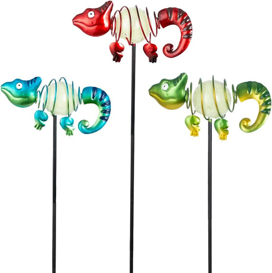 3 Pack Garden Stakes Decorative,Cute Chameleons Glow in The Dark Metal Garden Decor,Waterproof Metal Yard Art Decor for Outside,Funny Present for Mom Women Grandma