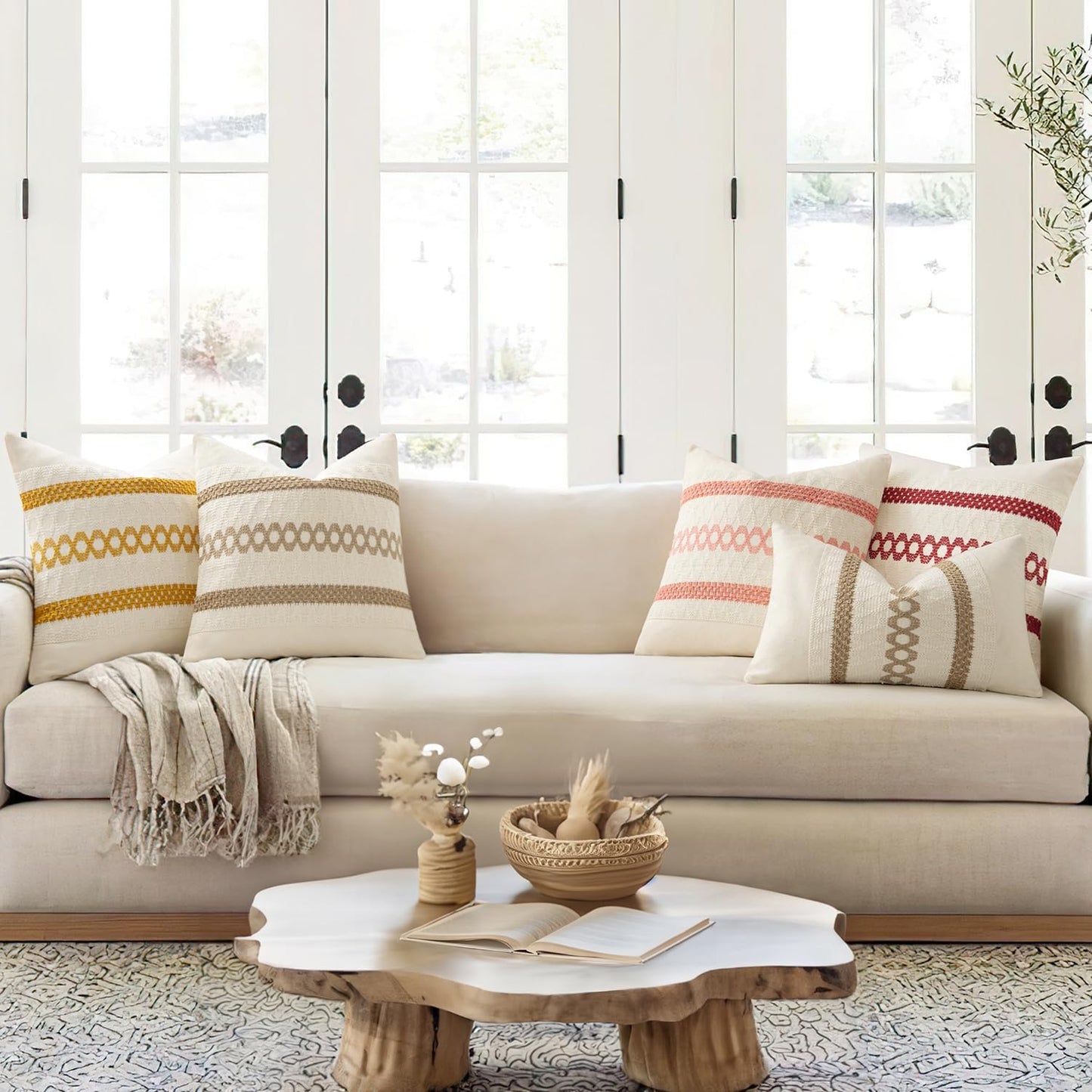 MIULEE Set of 2 Christmas Red Boho Decorative Pillow Covers 20x20 Inch Farmhouse Rustic Couch Throw Pillows Modern Cotton Cushion Covers Retro Cute Macrame Woven Home Decor for Bed Sofa Chair