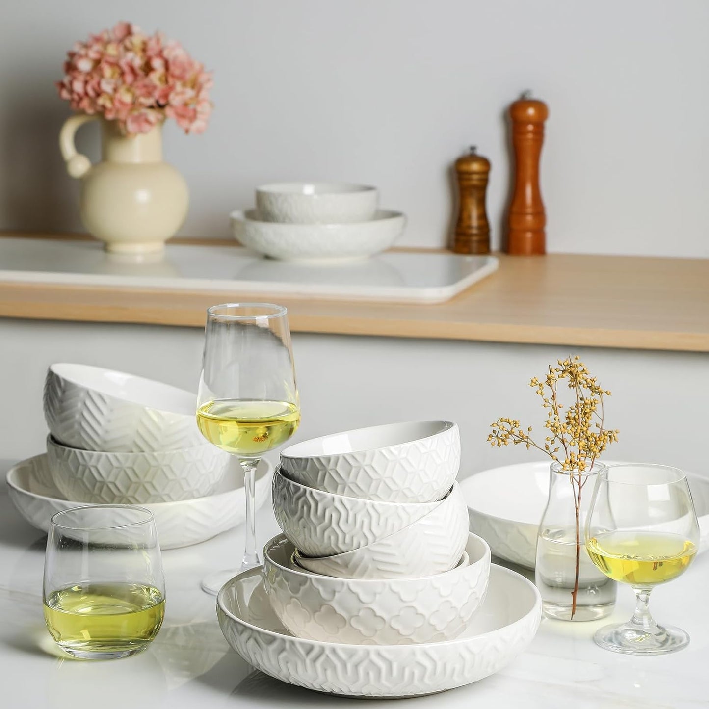 Sureasy Ceramic Ice Cream Bowls Set of 4-12 oz White Small Dessert Bowls for Kitchen, Perfect for Rice, Fruit and Sauce, Microwave & Dishwasher Safe