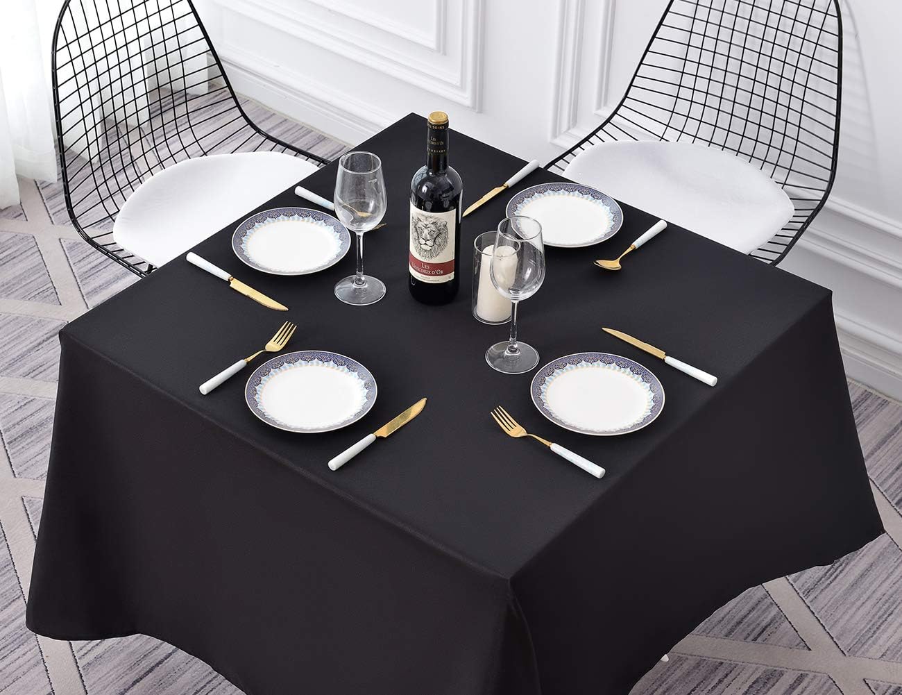 Surmente Black Square Tablecloth-52x52 Inch Table Cloth for Small Square Tables,Washable Polyester Table Cover for Weddings, Banquets, or Restaurants