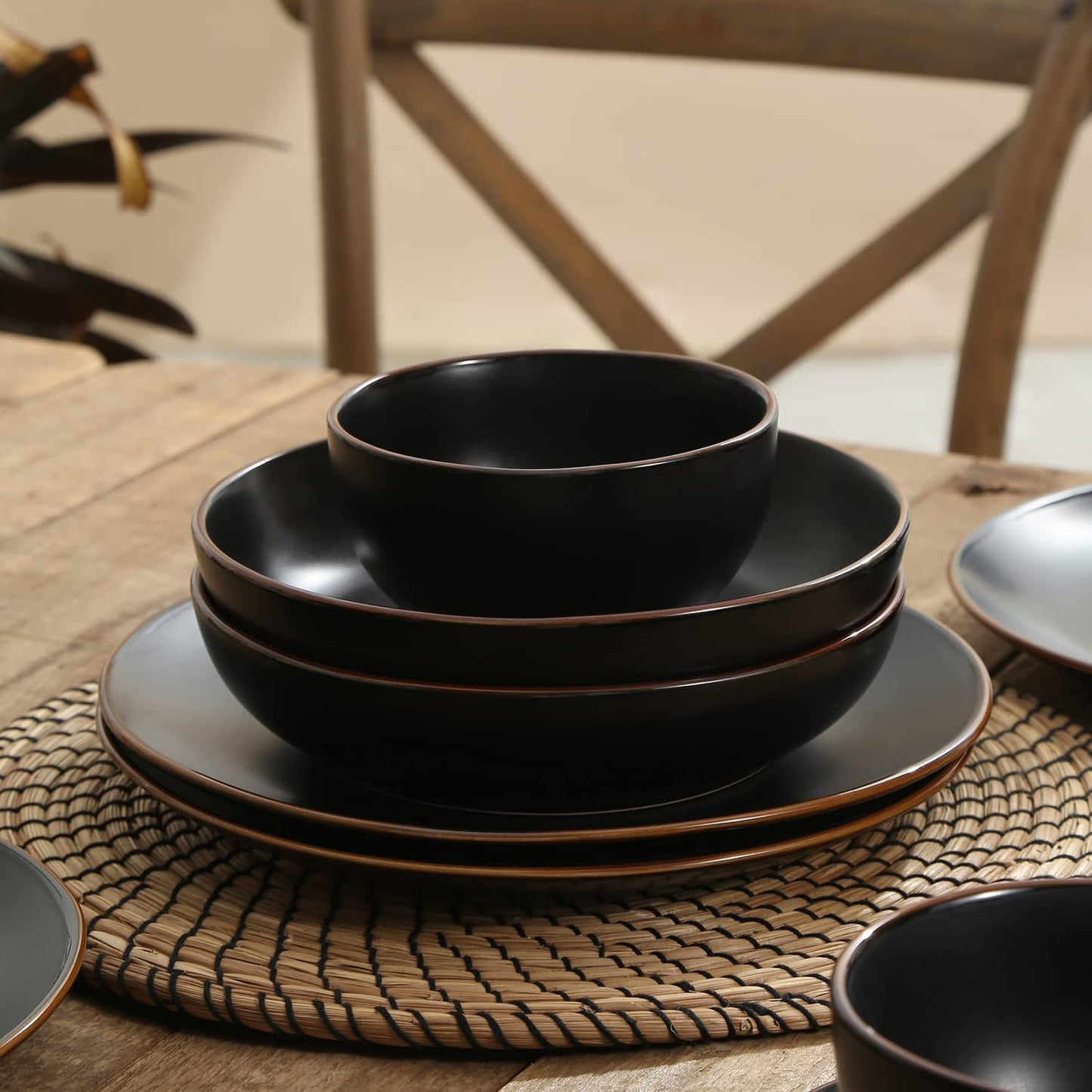 Stone Lain Brasa Modern Stoneware 16 Piece Dinnerware Sets, Plates and bowls Sets, Dish Set for 4, Black