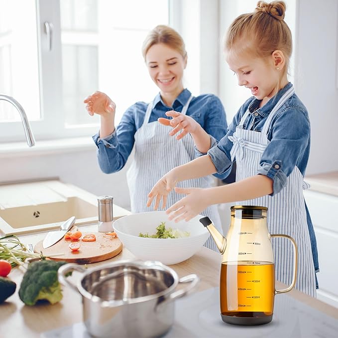 Large Glass Oil Dispenser Bottle for Kitchen Cooking Recipiente Para Aceite De Cocina Olive Oil Vinegar Dispenser Cruet Stainless Steel Lid No Drip Liquid Container (Champagne, 20oz / 600ml)