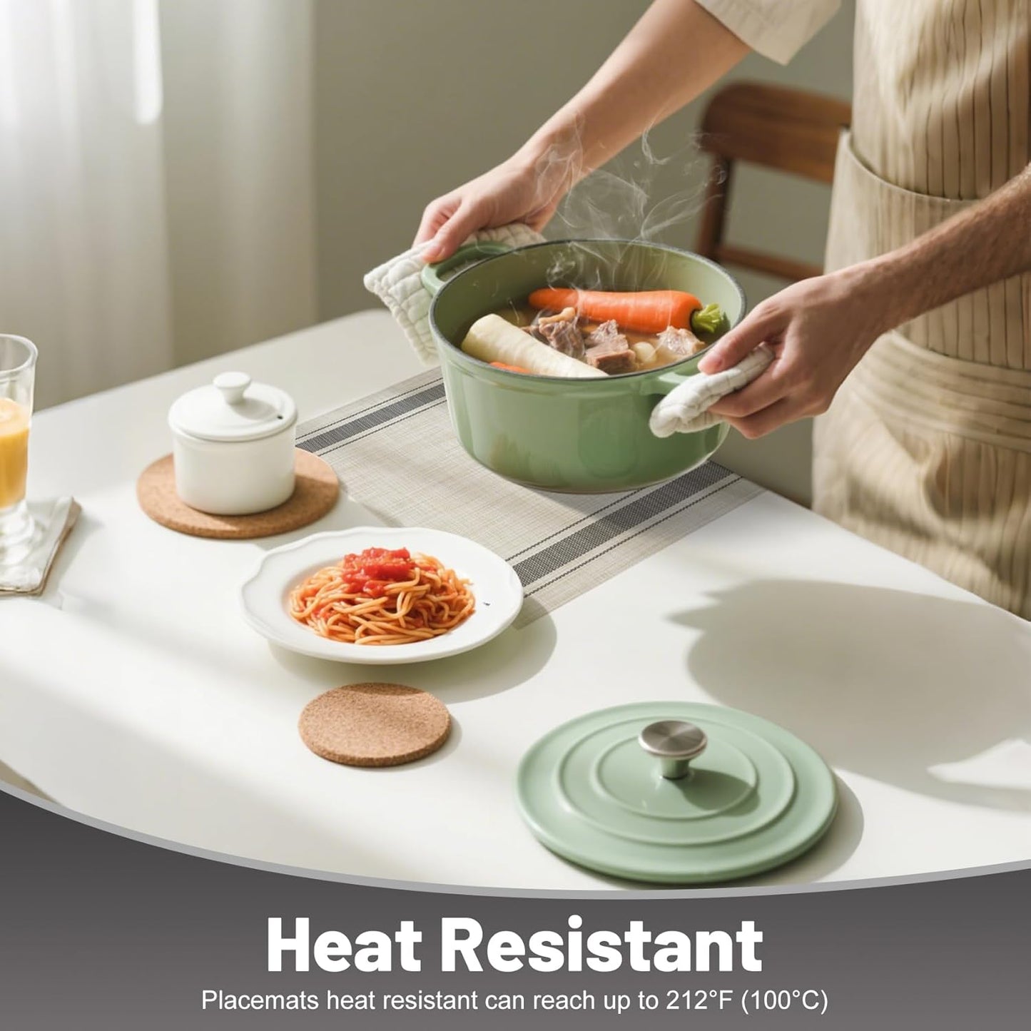 Placemats Set of 8，Non-Slip PVC Weave Table Mats Easy to Clean，Heat Resistant Place Mats for Kitchen Dining Table Decoration Indoor Outdoor，Khaki Gray