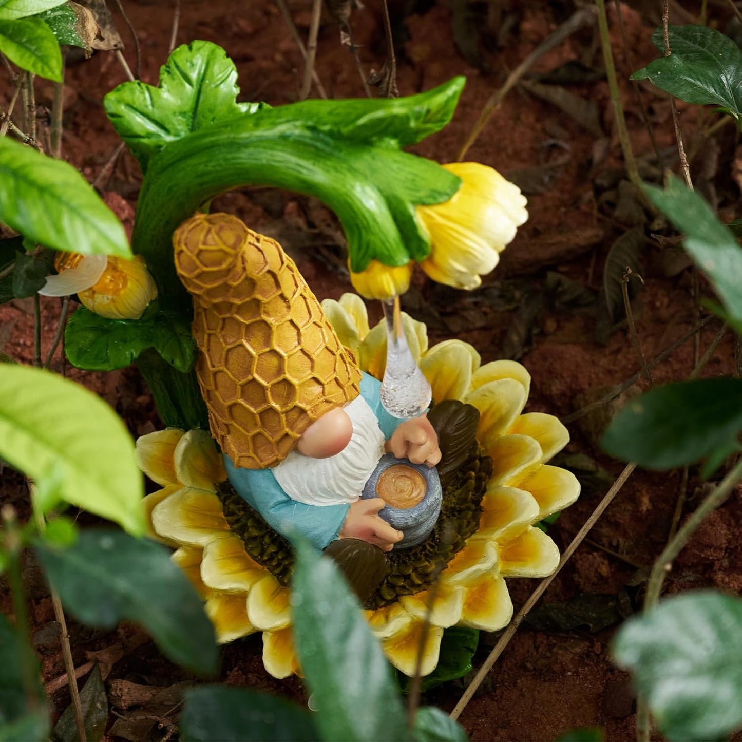 RM ROOMERS Gnome Garden Decor Solar Gnomes Decoration for Yard Decor Resin Sunflower Gnome Statue with LED Lights for Patio Honey Drip Home Gifts for Women Housewarming