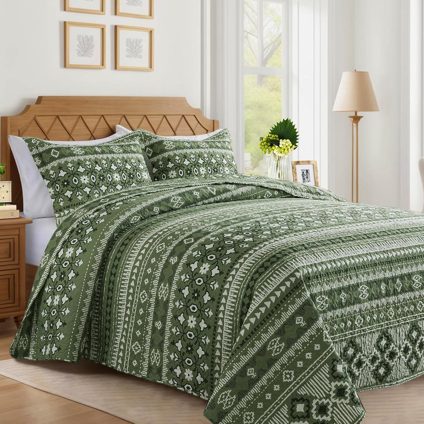 VAPUTAR Reversible Quilt Bedding Set - Queen Size (90 * 98 in) - All-Season Lightweight Coverlet with Boho Stripe Pattern, Boho Bedspread Sets, 3 Pieces/Green