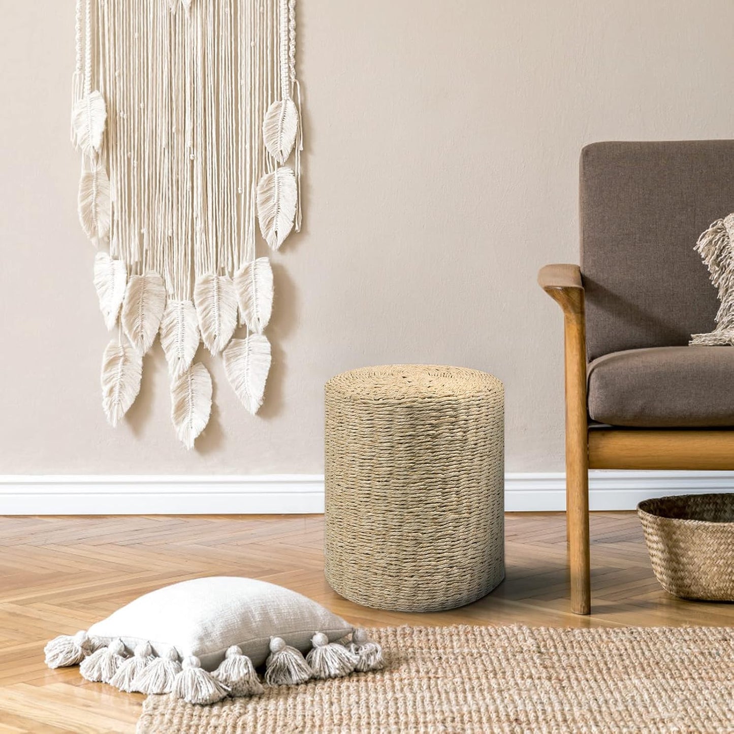 Cplxroc Pouf Ottoman, 100% Handwoven Seagrass Braided Pouffe, Boho Decor Floor Chair for Couch or Desk, Outdoor Ottomans for Garden, Round Footrest with Wood Frame, Home Decorative Seat for Balcony