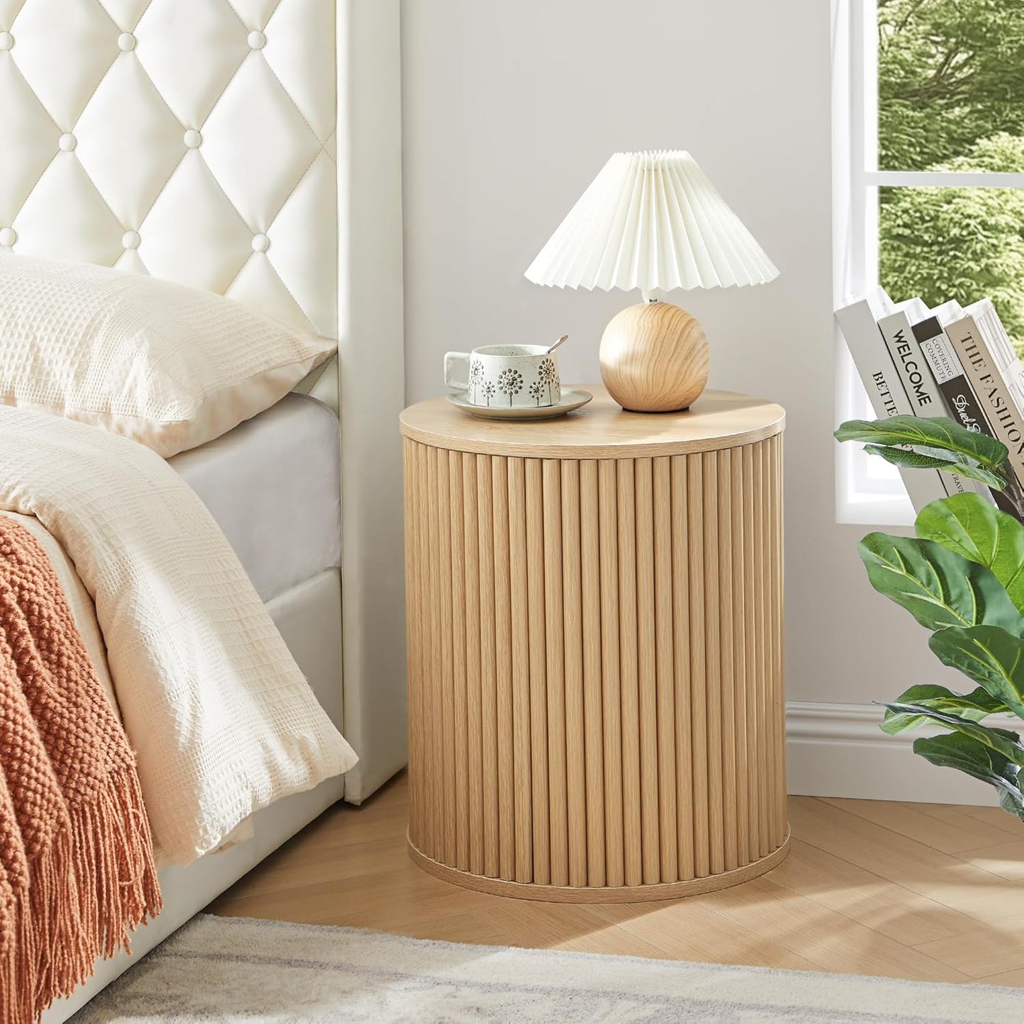 AVZEAR Small Round Side Table Fluted Night Stand Set of 2, Modern Boho End Table with Storage, Circle Bedside Tables Wood Nightstands for Small Spaces, Living Room, Bedroom (Nature)