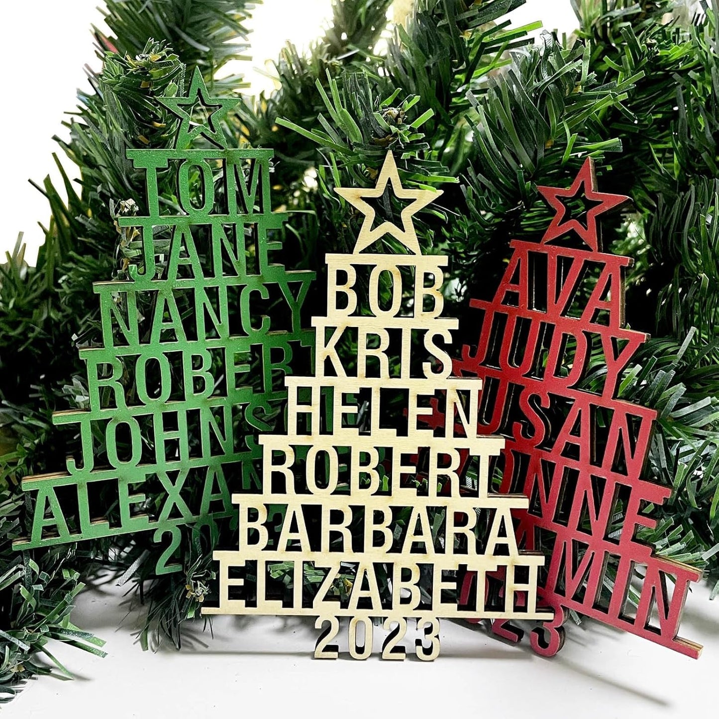 2025 Personalized Christmas Ornaments Family of 2/3/4/5/6/7/8,Custom Christmas Tree Ornaments Deorations with Names,Customized Xmas Ornament Tree Deorations,Personalized Wooden Ornament Gifts