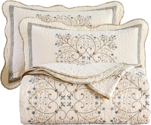 vctops Elegant Embroidered Quilt Set Farmhouse Patchwork Reversible Bedspread Coverlet 3 Piece Cotton Quilted Bedding Set for All Season, 1 Quilt + 2 Pillow Sham (119x117 in)