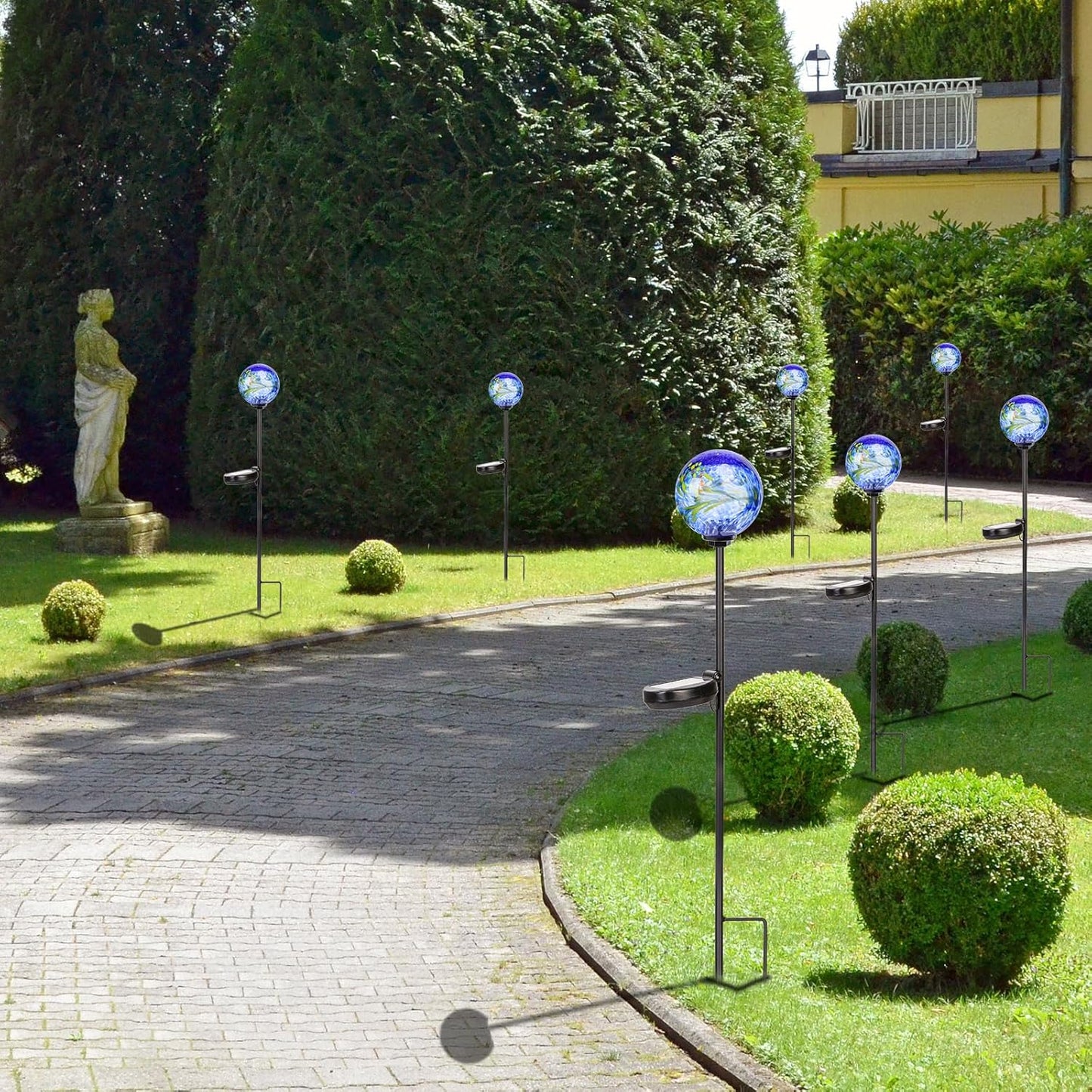 Solar Lights Outdoor Decorative Solar Outdoor Decorative Glass Ball Stakes Waterproof Garden Stake Glass LED Garden Globe Lights for Pathway Yard Lawn Decoration Blue