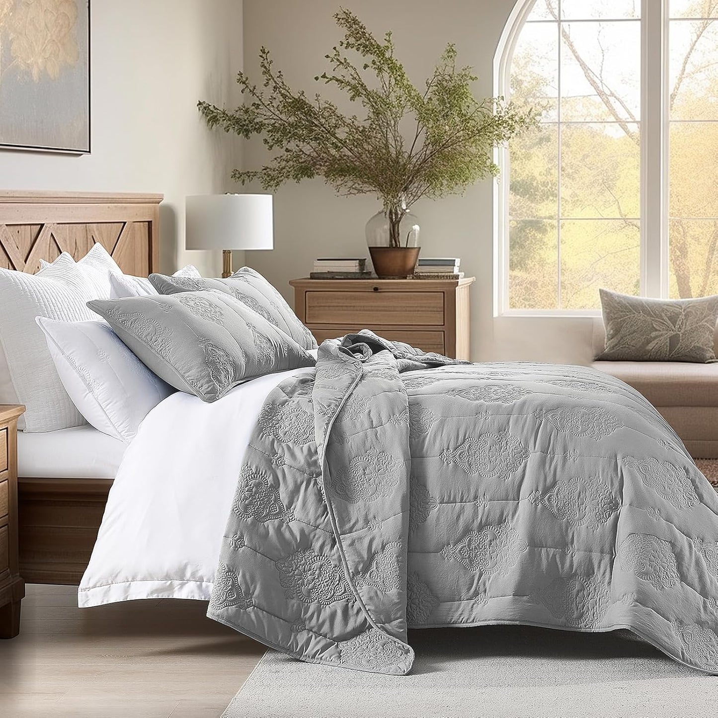 HORIMOTE HOME Grey Quilt King Size Floral Quilt Bedspread Lightweight Soft Pre-Washed Microfiber Bedcover, 3 Pieces Thin Comforter Bed Cover Bedding Set for All Season