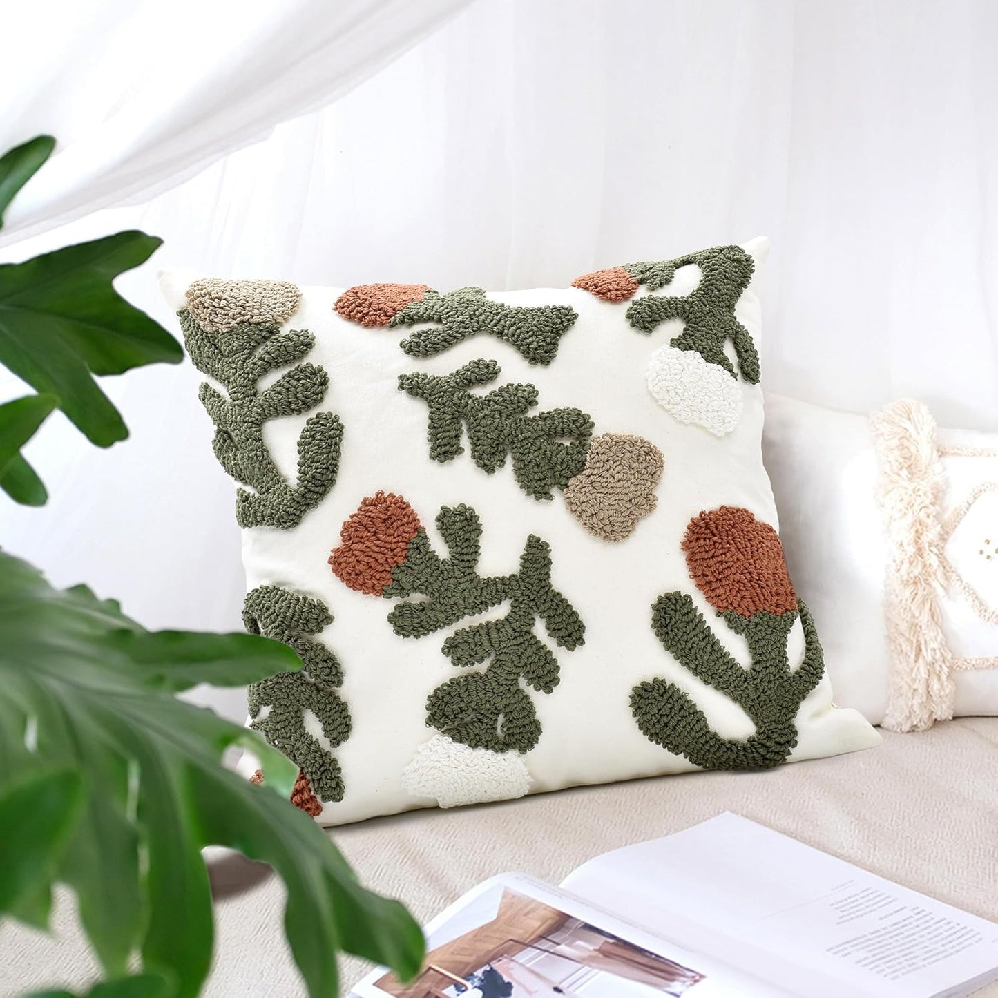 Boho Pillow Covers 18X18 Inch Boho Tufted Throw Pillow Covers Decorative Tassels Cushion Cover Farmhouse Pillow Case for Couch Sofa Bed Living Room Bedroom, Rust Floral