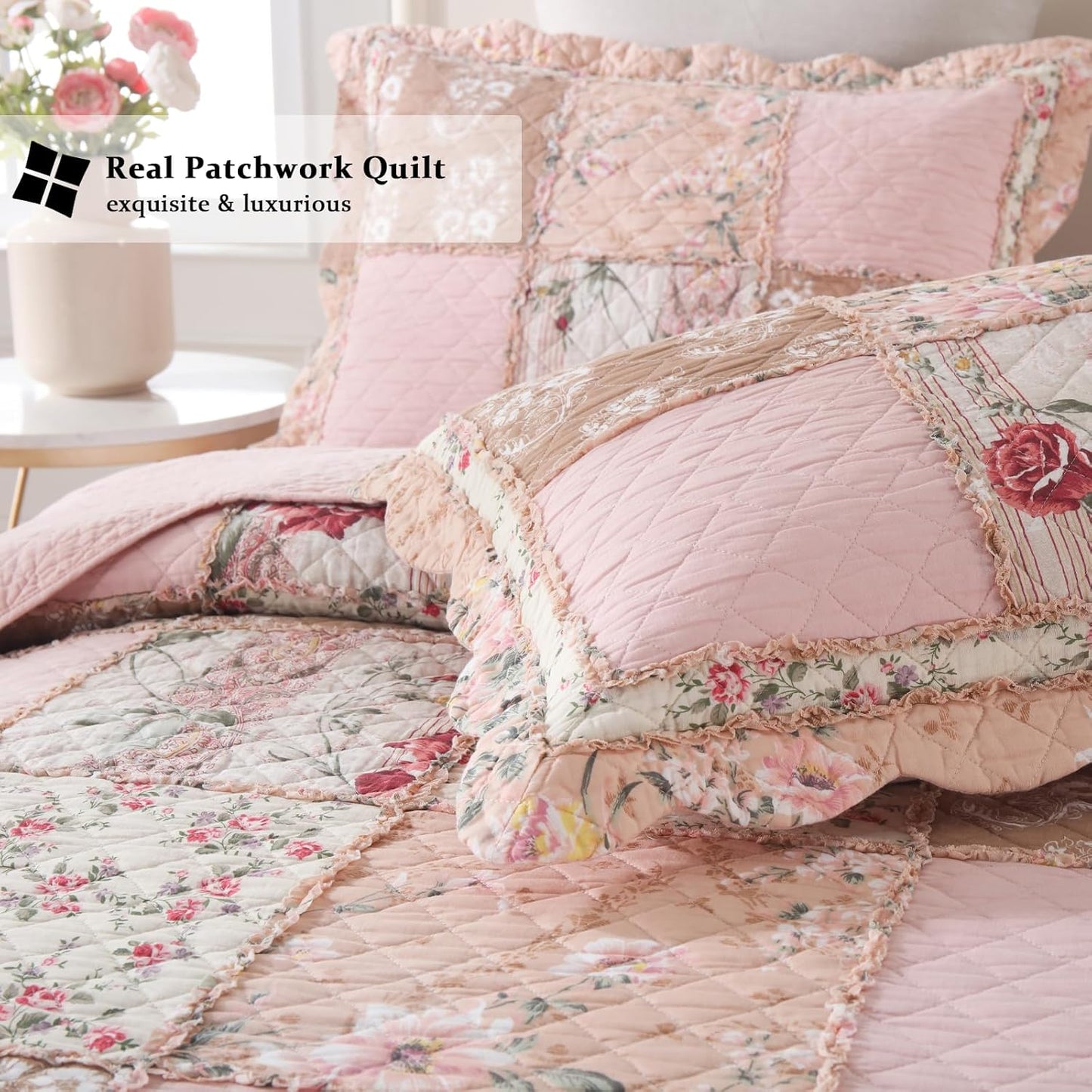 Yvooxny Quilts California King Patchwork Pink Floral Quilt Set Vintage Shabby Chic Botanical Quilted Bedspread 3-Piece Quilt Set with Ruffles for All Seasons, California King, 118 * 110 Inches