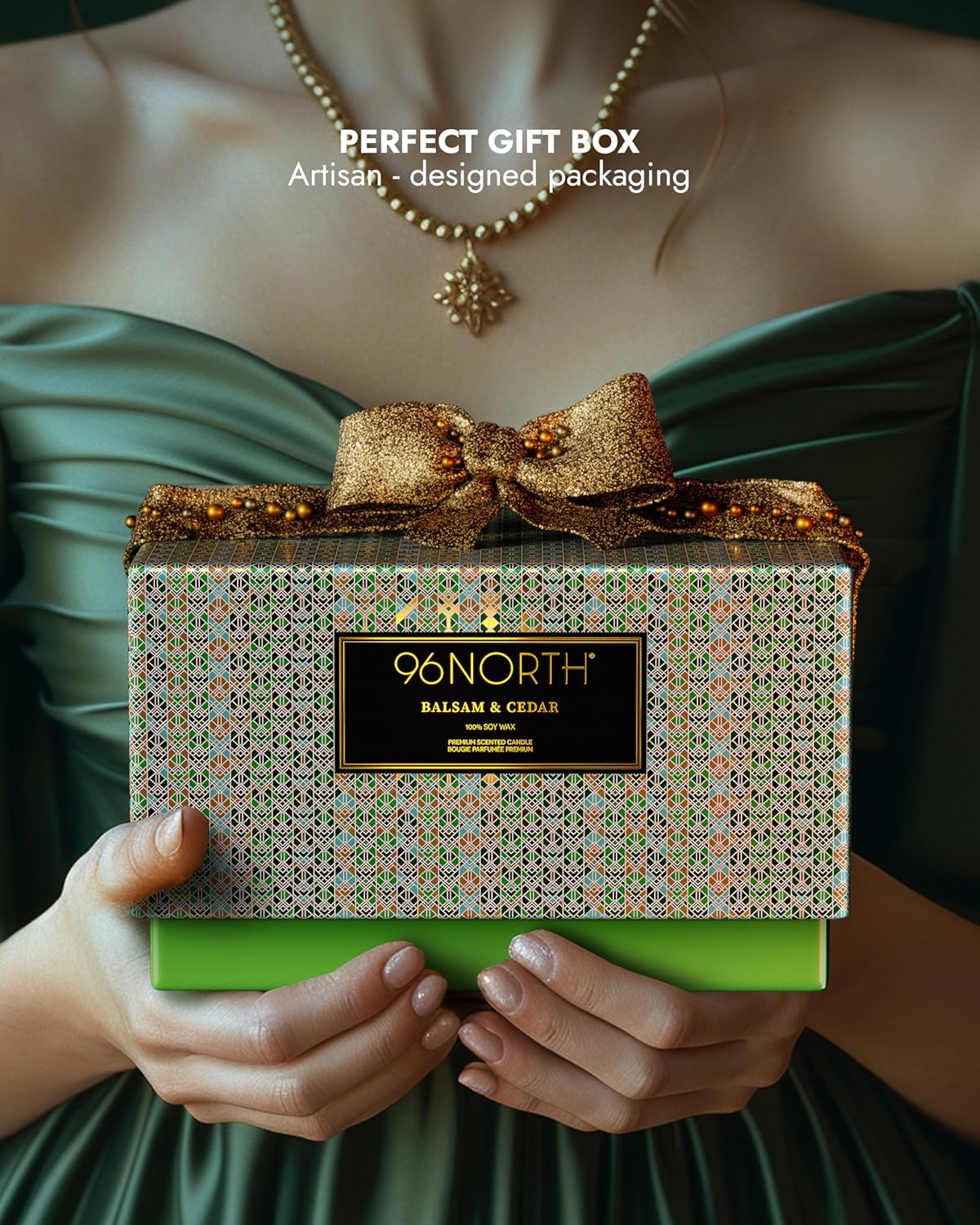 96NORTH Luxury Candle Balsam & Cedar Scented | Large 3-Wick Jar Candle | Up to 40 Hours Burning Time | 100% Natural Soy Wax | Ideal Christmas Candles Gift