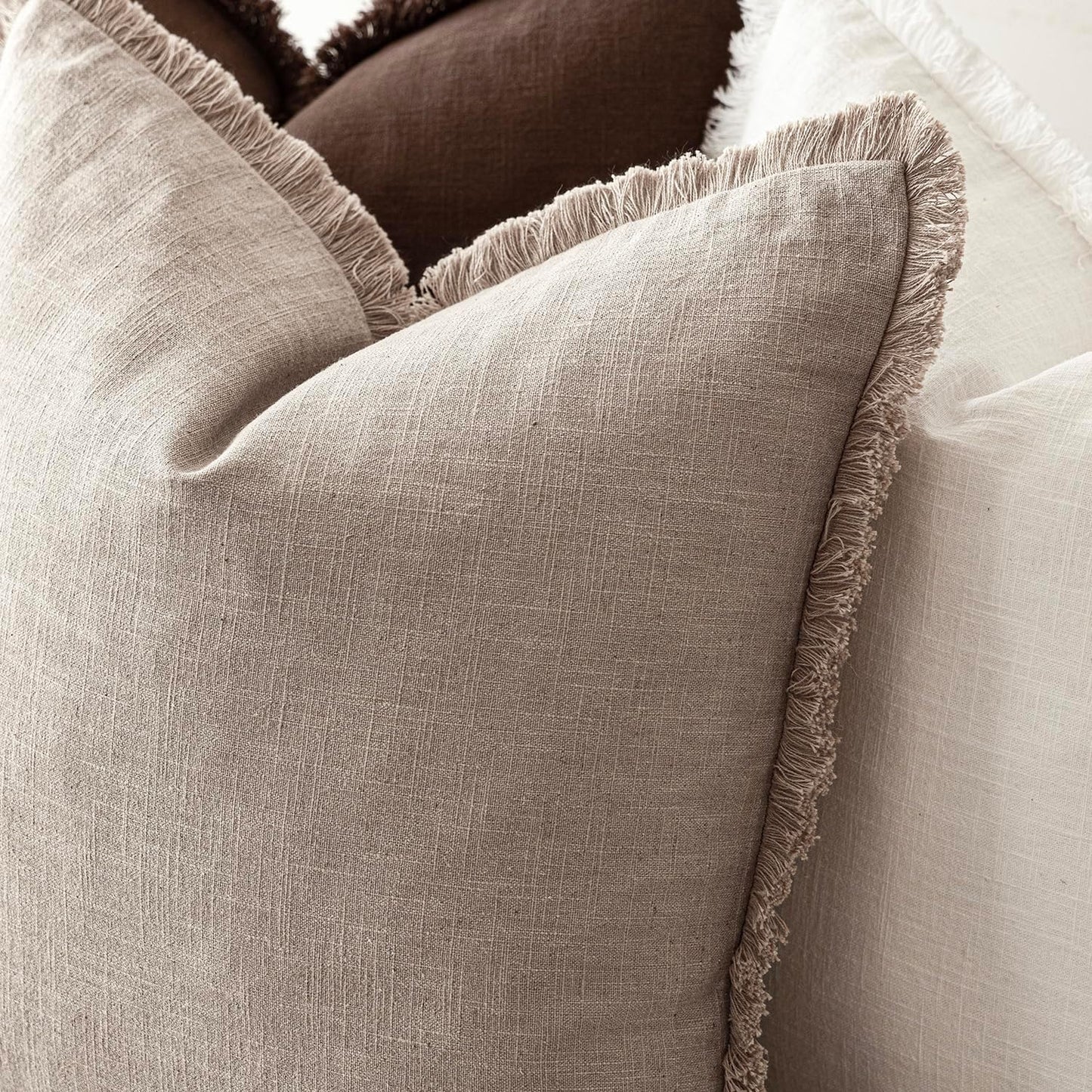 Foindtower Set of 2 Decorative Linen Fringe Throw Pillow Covers Farmhouse Cushion Cover with Tassels Soft Accent Pillowcase for Couch Chair Sofa Bed Living Room Home Decor,20×20 Inch,Natural Linen
