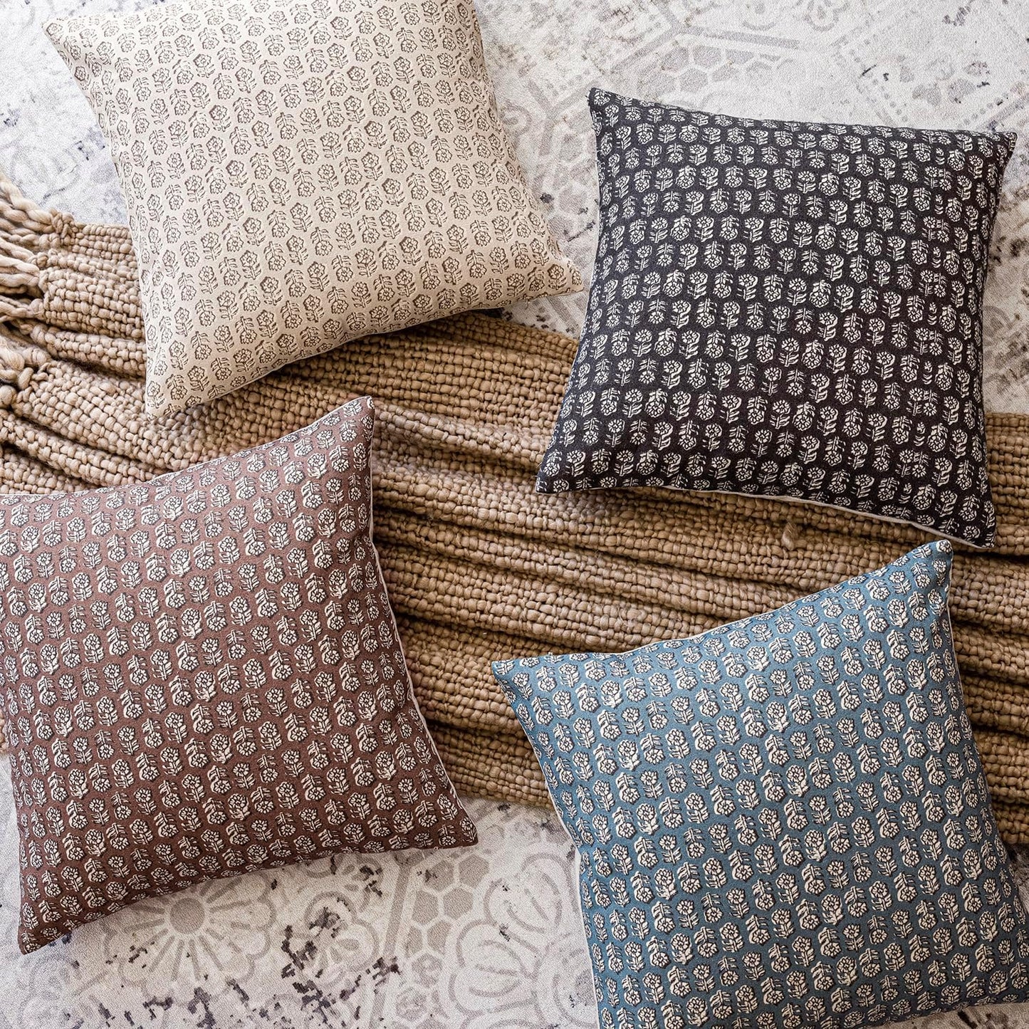 Foindtower Set of 2 Decorative Neutral Floral Print Throw Pillow Covers Vintage Accent Farmhouse Cushion Covers Boho Home Decor for Sofa Couch Chair Bedroom Living Room Outdoor,24×24 Inch,Black