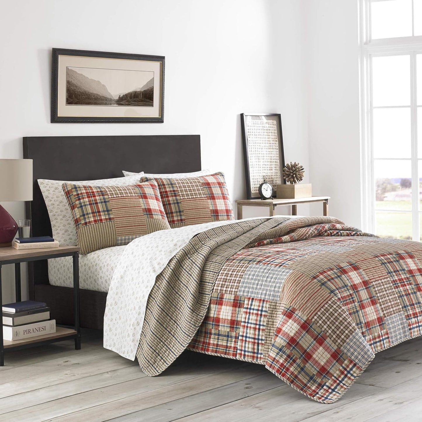 Eddie Bauer - King Quilt Set, Reversible Cotton Bedding with Matching Shams, Luxurious Bedding Set (Hawthorne Brown, King)
