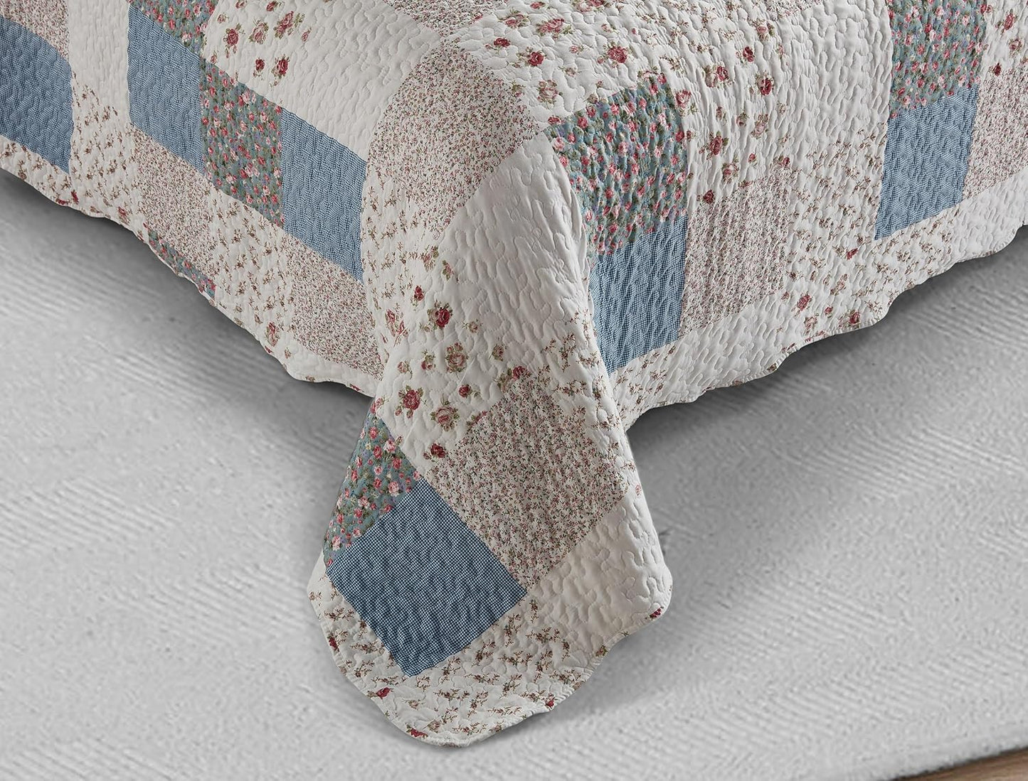 Brilliant Sunshine Pink Rose with Small Blue Check Patchwork, 2-Piece Quilt Set with 1 Sham, Reversible Bedspread, Soft Lightweight Coverlet, All-Season, Twin, Pink Blue